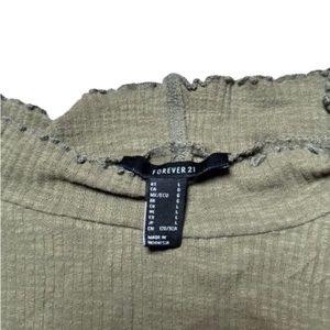Forever 21 brand, long sleeve cropped T, Sage green, size US L